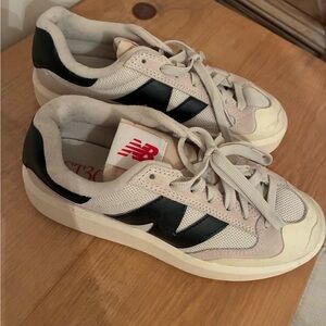 New Balance CT302 Unisex Cream & Black Low-Top Sneakers